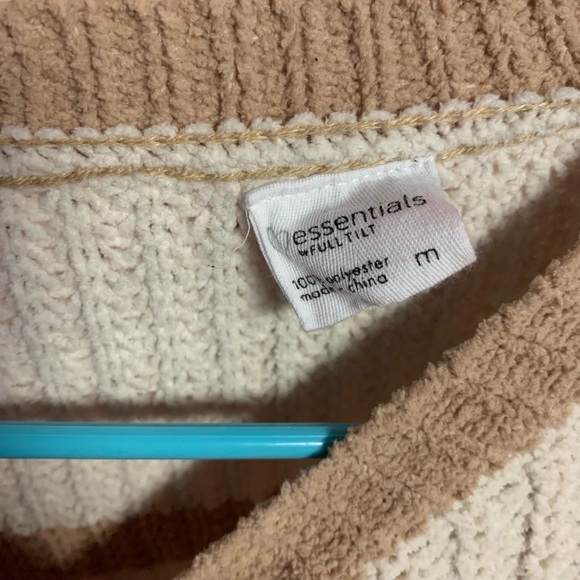 Sweater - Picture 2 of 2